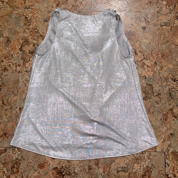 Hawthorne Women’s Metallic Silver Sleeveless Cowl Neck Top Size Small - Picture 2 of 5